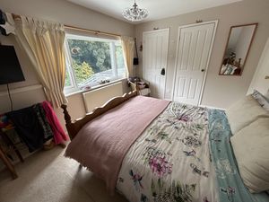 Photo 25- click for photo gallery